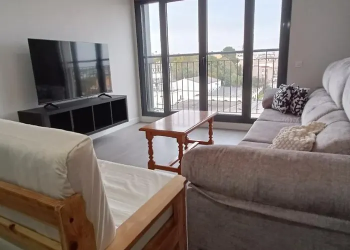 Kiana Mirador Sherry, Parking Gratis *